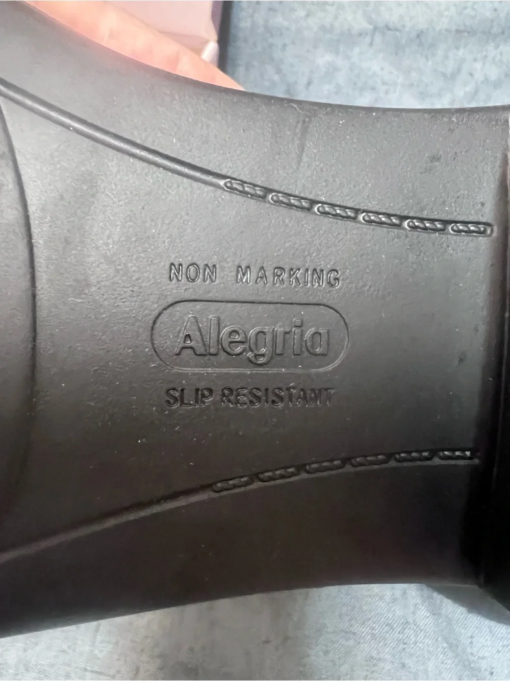 Alegria Women's Merle Boot Silver/white Slip-Resistant Sole (Non-Marking)